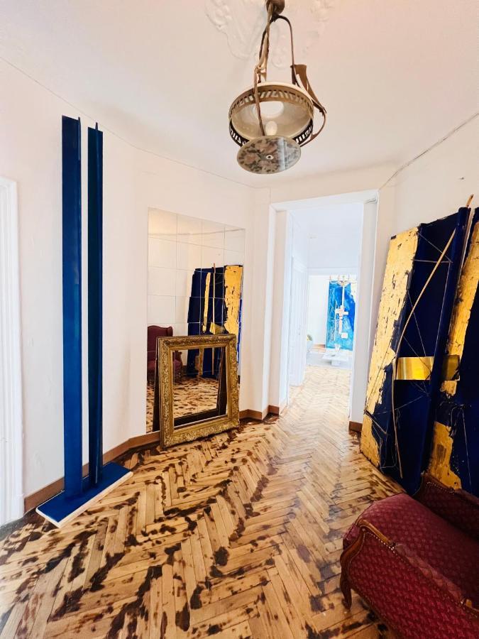 Sada Art Gallery Apartment Bucharest Exterior photo