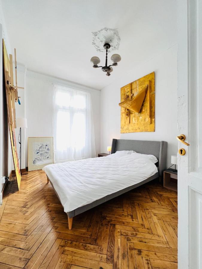 Sada Art Gallery Apartment Bucharest Exterior photo